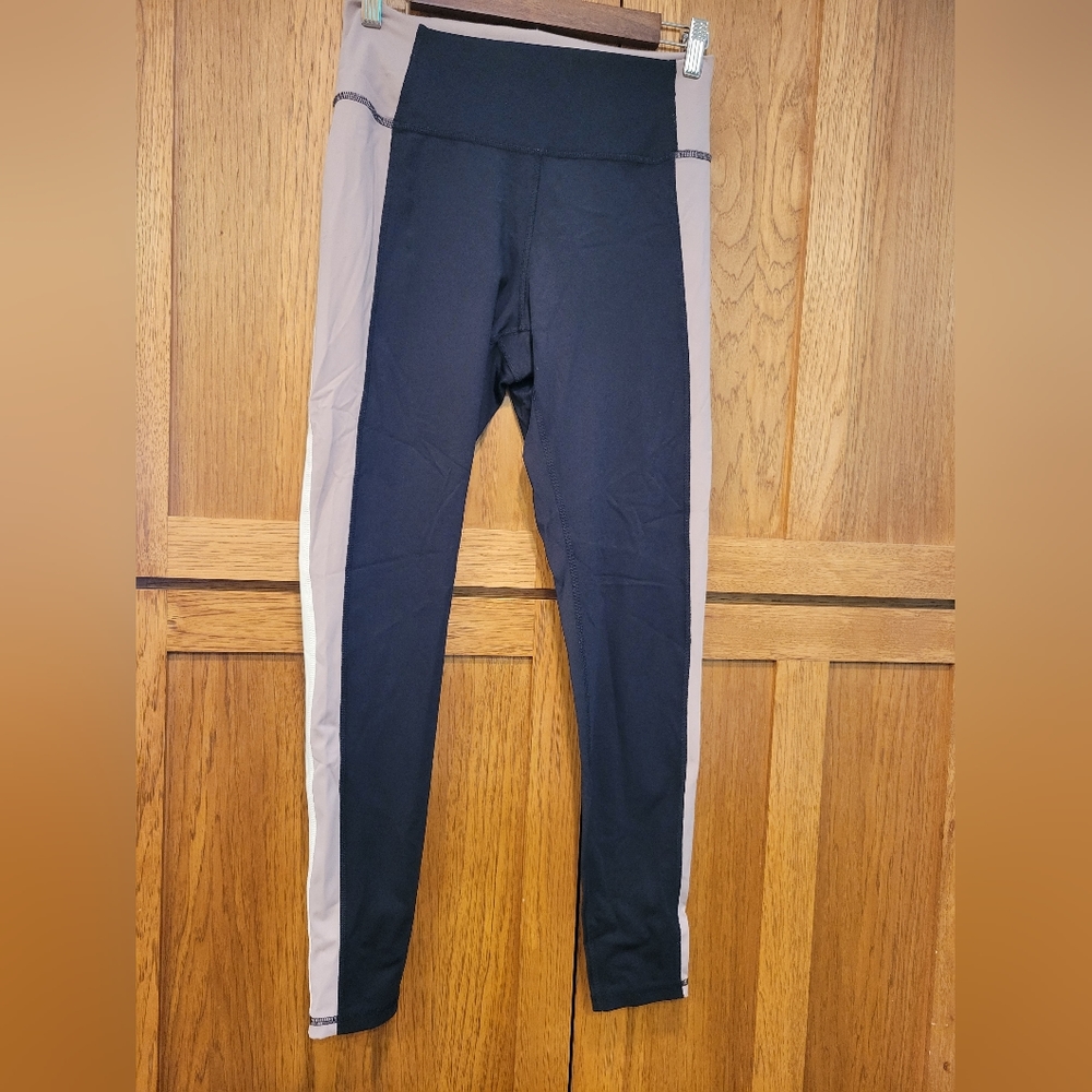 Gilly Hicks Womens Leggings size Large